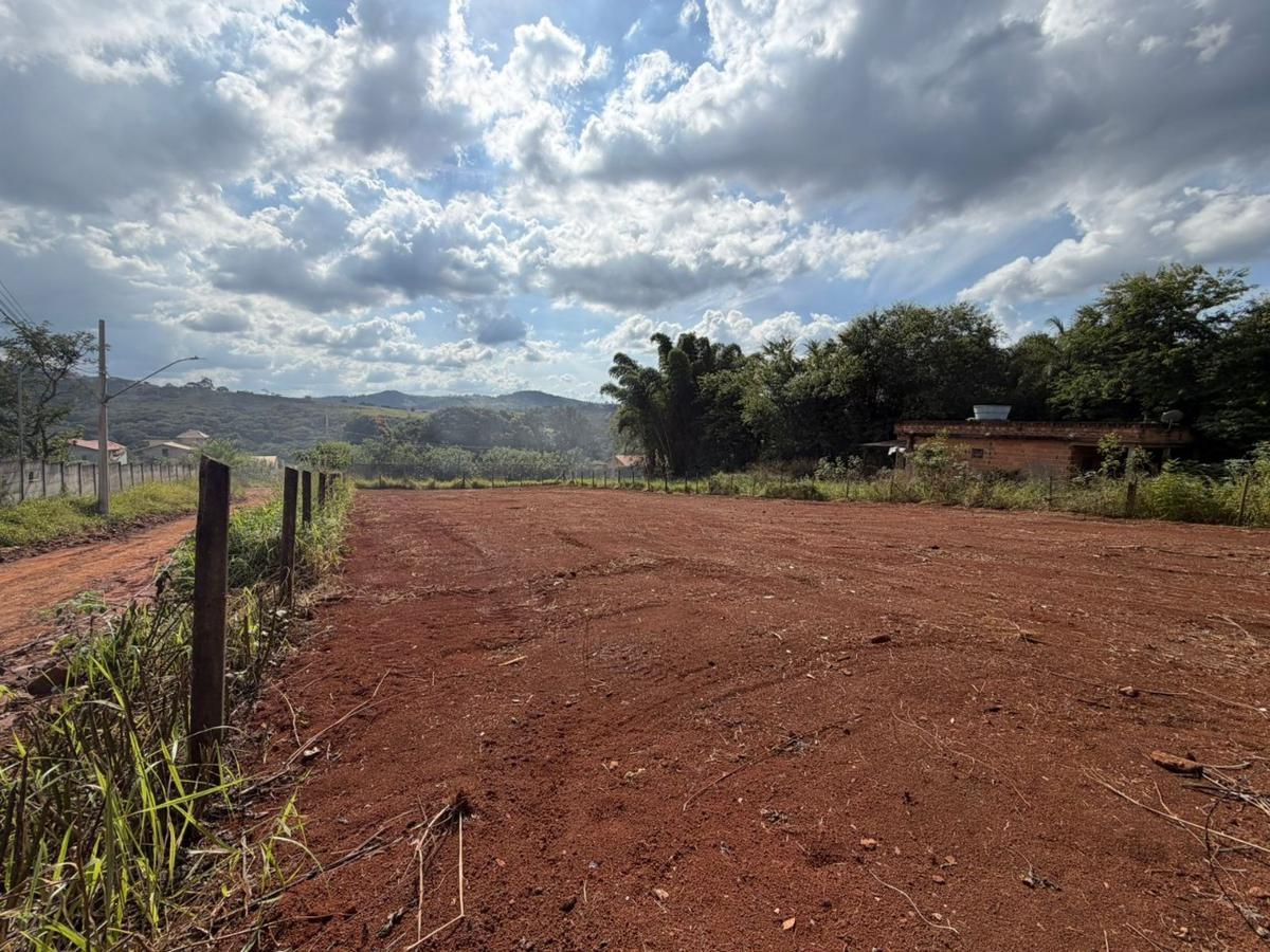 Lote, Planalto, 0 Quarto, 0 Vaga