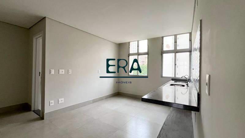 Apartamento, Centro, 2 Quartos, 0 Vaga, 1 Suíte