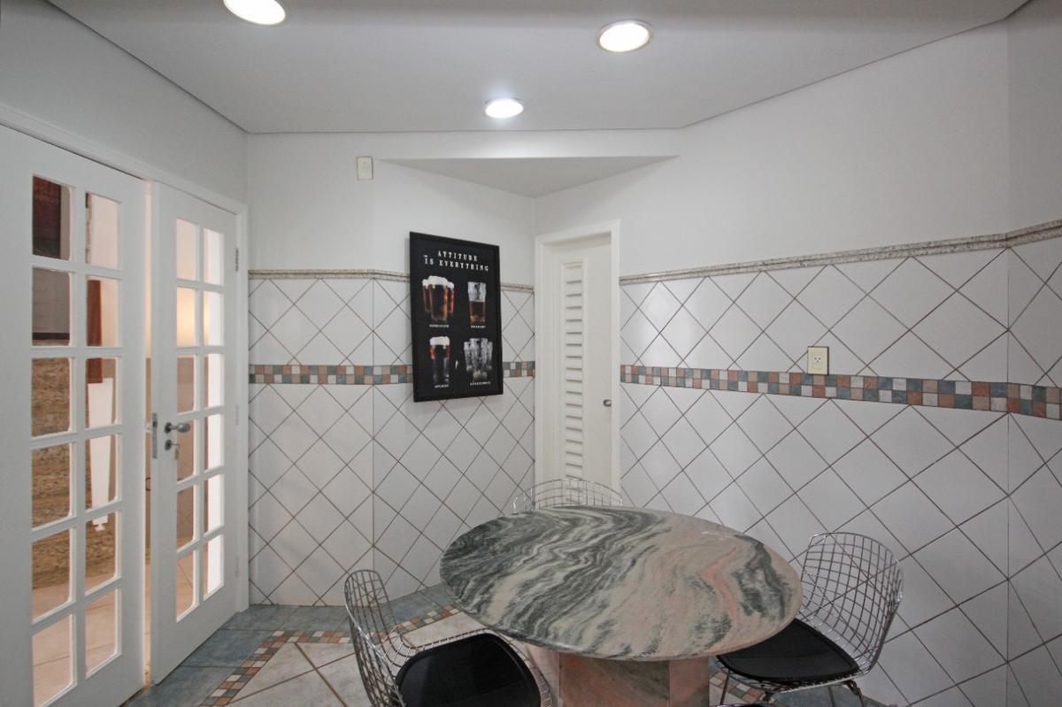 Casa, Bosque do Jambreiro, 4 Quartos, 6 Vagas, 2 Suítes