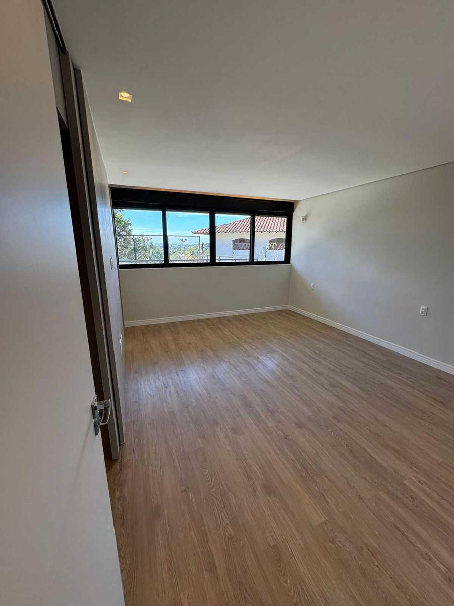 Casa, Bandeirantes (pampulha), 7 Quartos, 12 Vagas, 4 Suítes