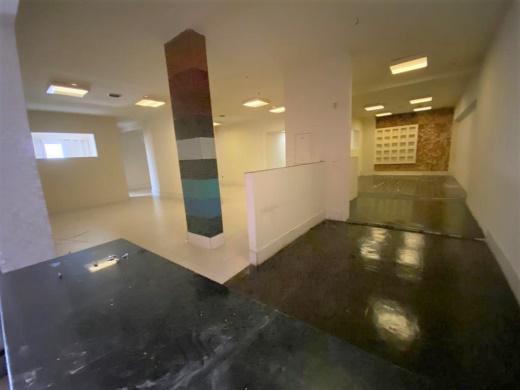 Casa Comercial, Funcionários, 1 Quarto
