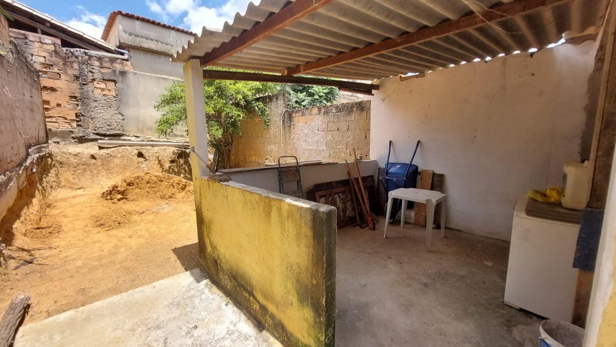 Casa, Belmonte, 2 Quartos, 2 Vagas