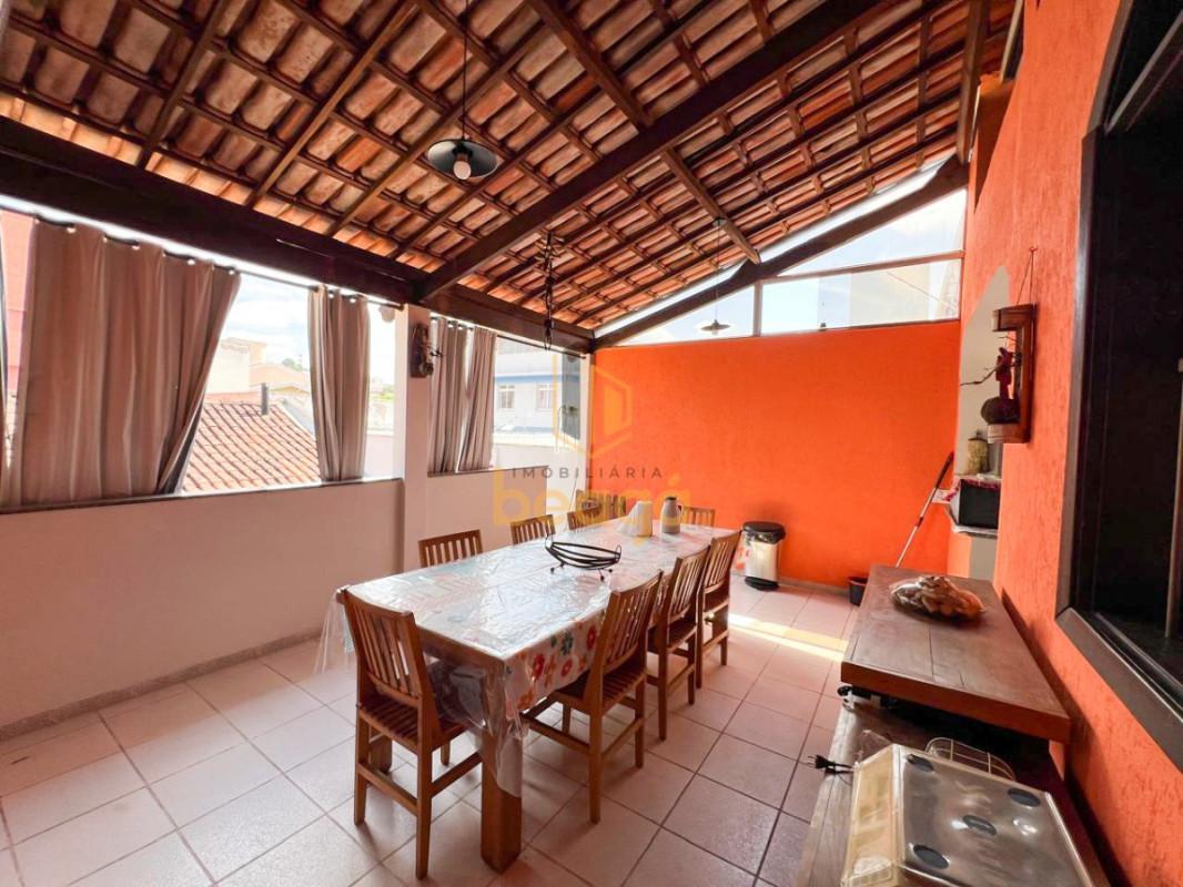Casa, Ouro Preto, 4 Quartos, 3 Vagas, 1 Suíte