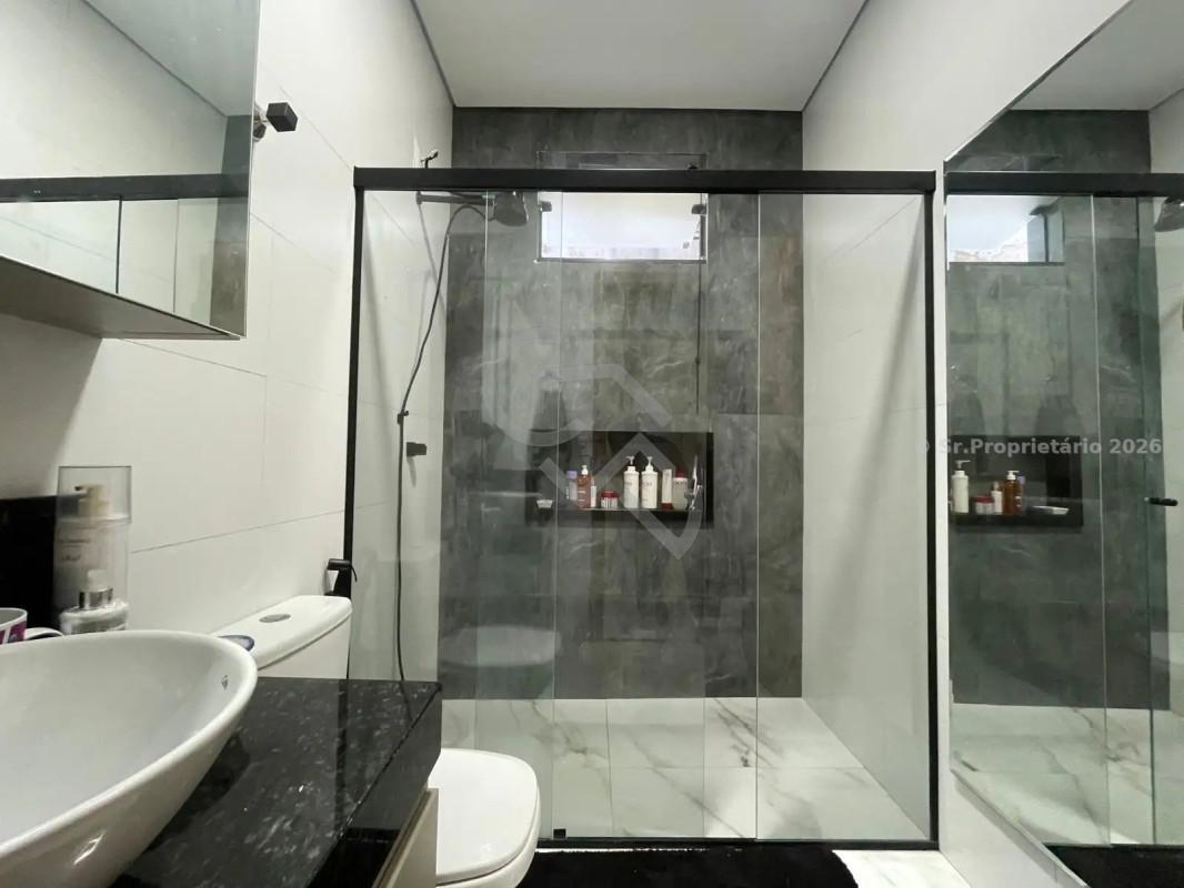 Casa, Santa Efigênia, 3 Quartos, 2 Vagas, 1 Suíte