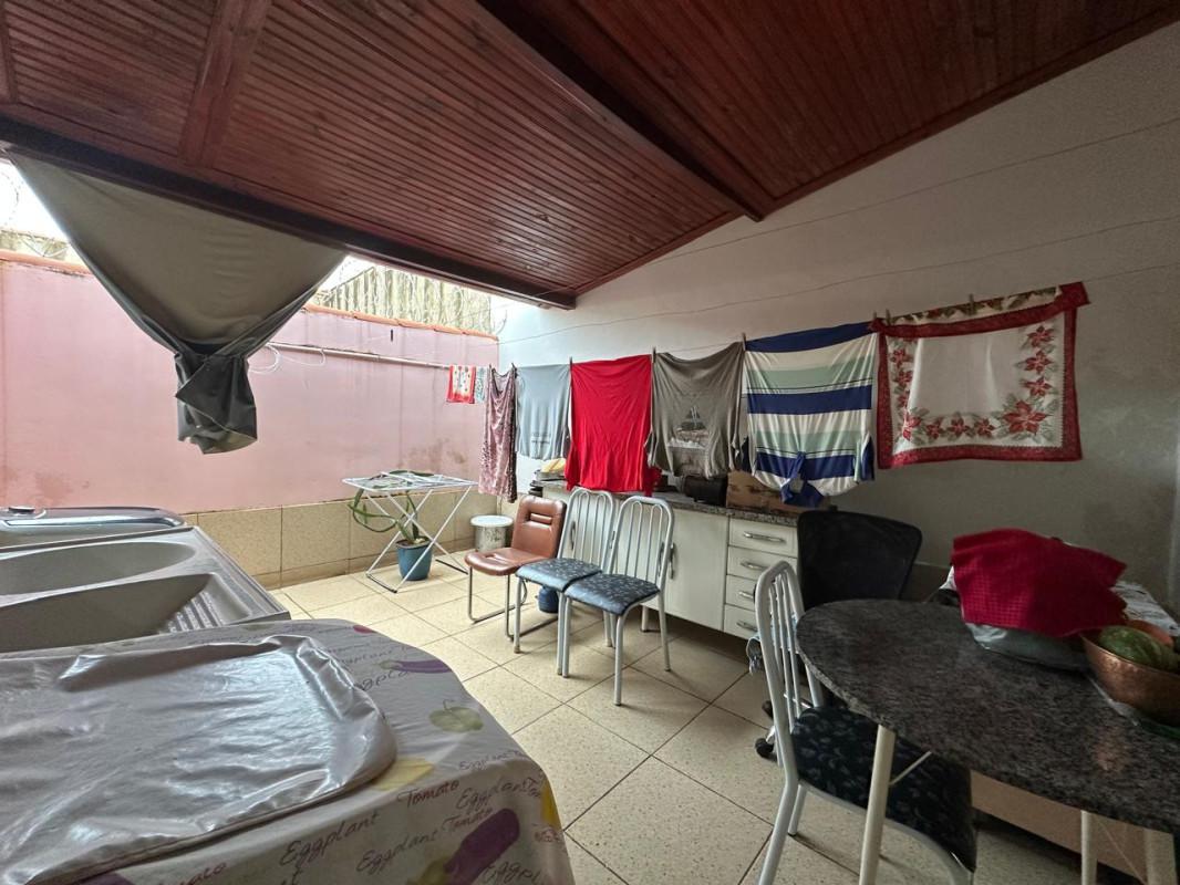 Casa, Centro, 2 Quartos, 2 Vagas