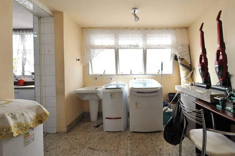 Apartamento, Funcionários, 4 Quartos, 2 Vagas, 1 Suíte