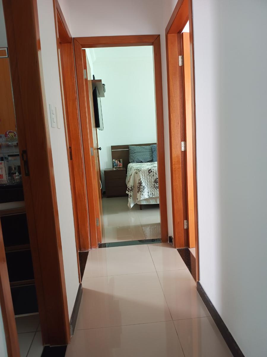 Casa, Europa, 3 Quartos, 2 Vagas, 1 Suíte