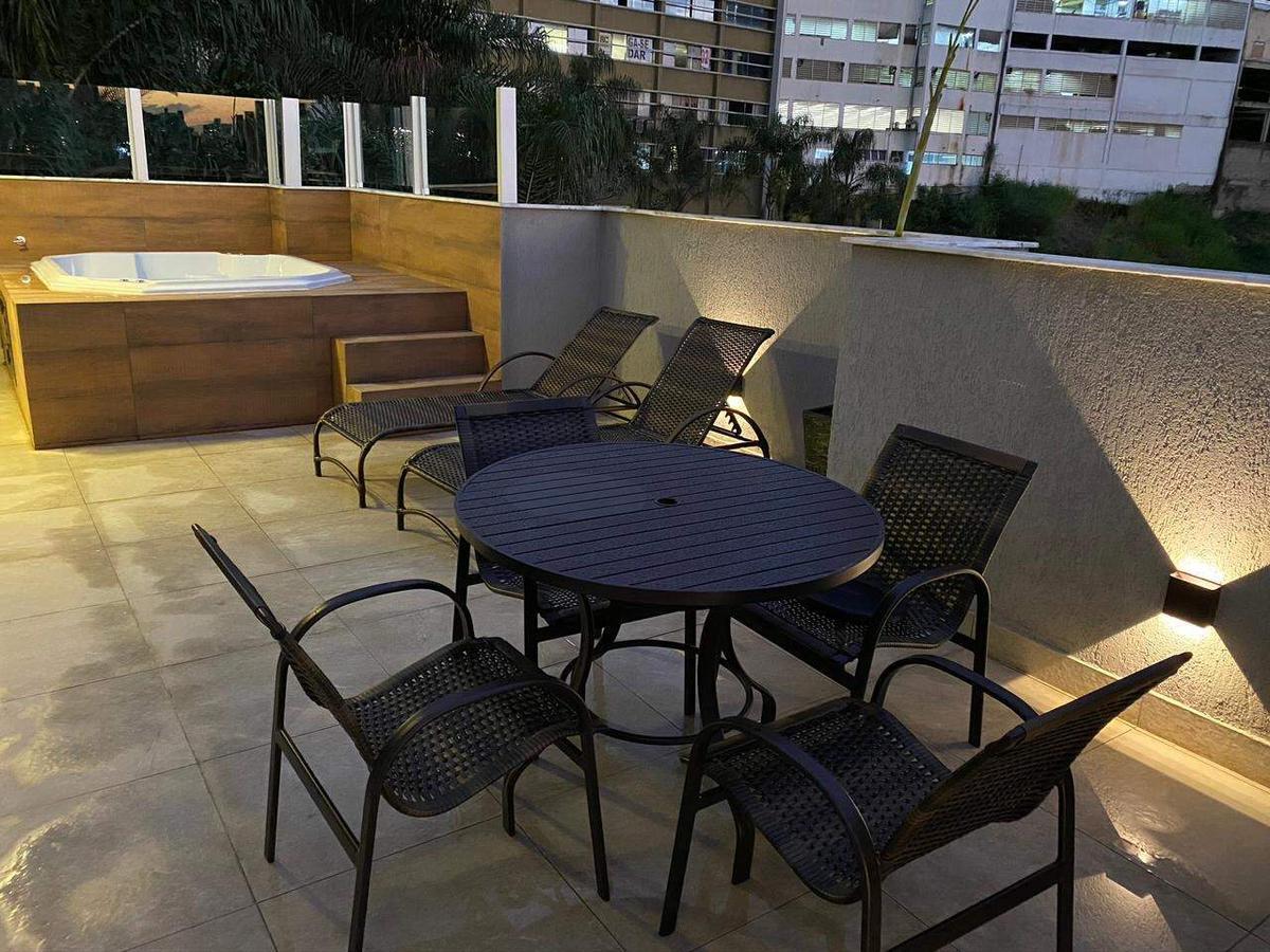 Cobertura, Estoril, 1 Quarto, 2 Vagas, 1 Suíte