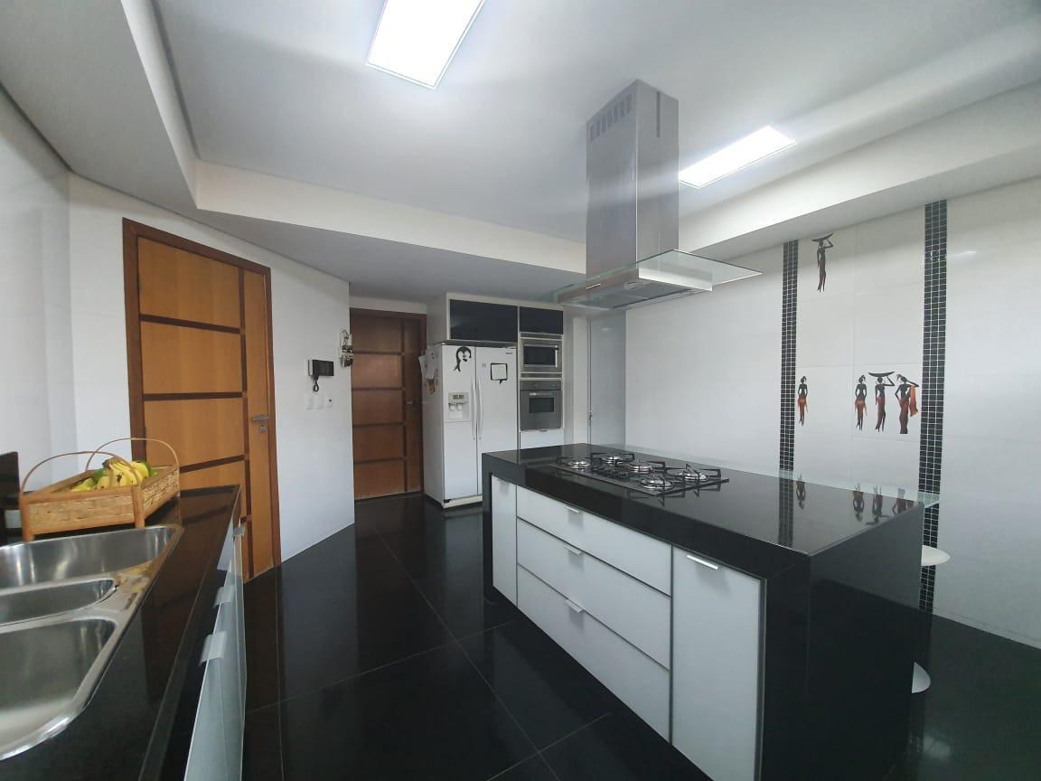 Casa, Jardim Riacho das Pedras, 3 Quartos, 6 Vagas, 2 Suítes