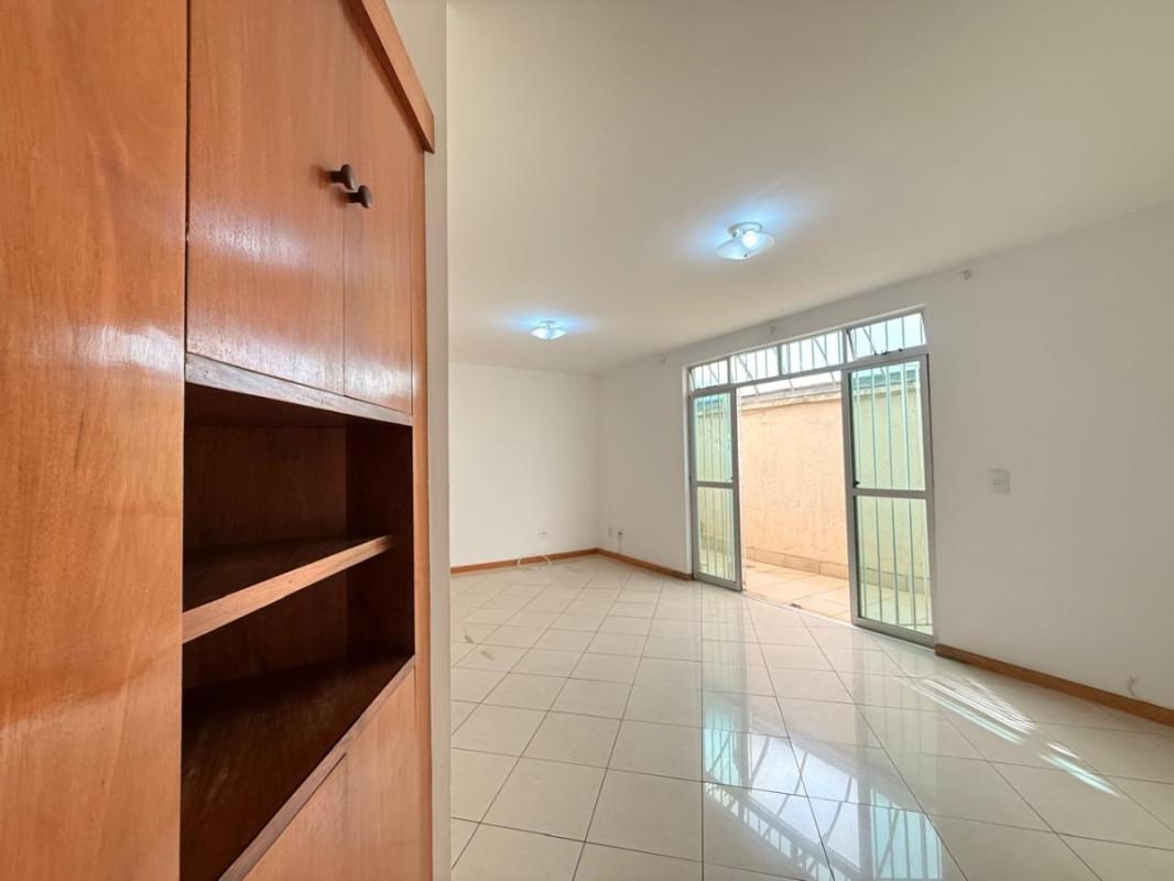 Apartamento, Funcionários, 4 Quartos, 2 Vagas, 1 Suíte