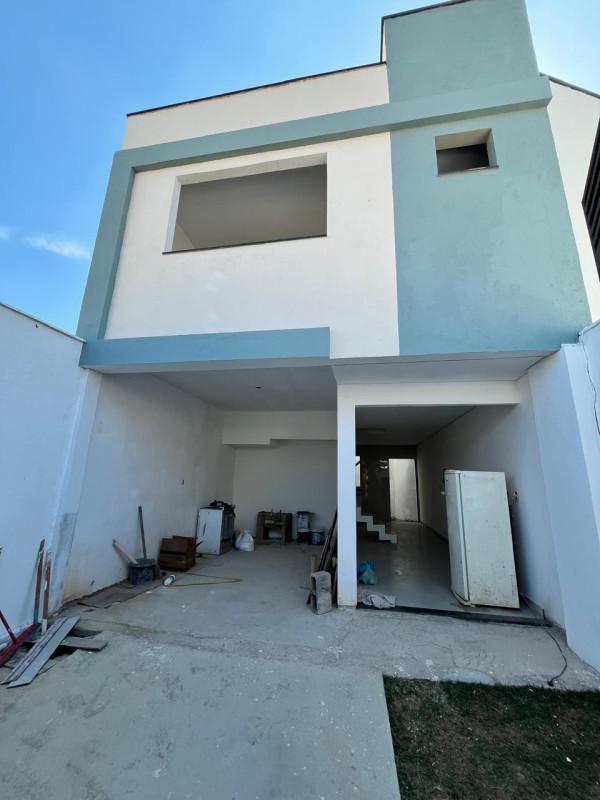 Casa, Monte Verde, 2 Quartos, 2 Vagas, 2 Suítes
