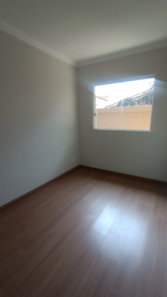 Casa, Candelária, 3 Quartos, 1 Vaga