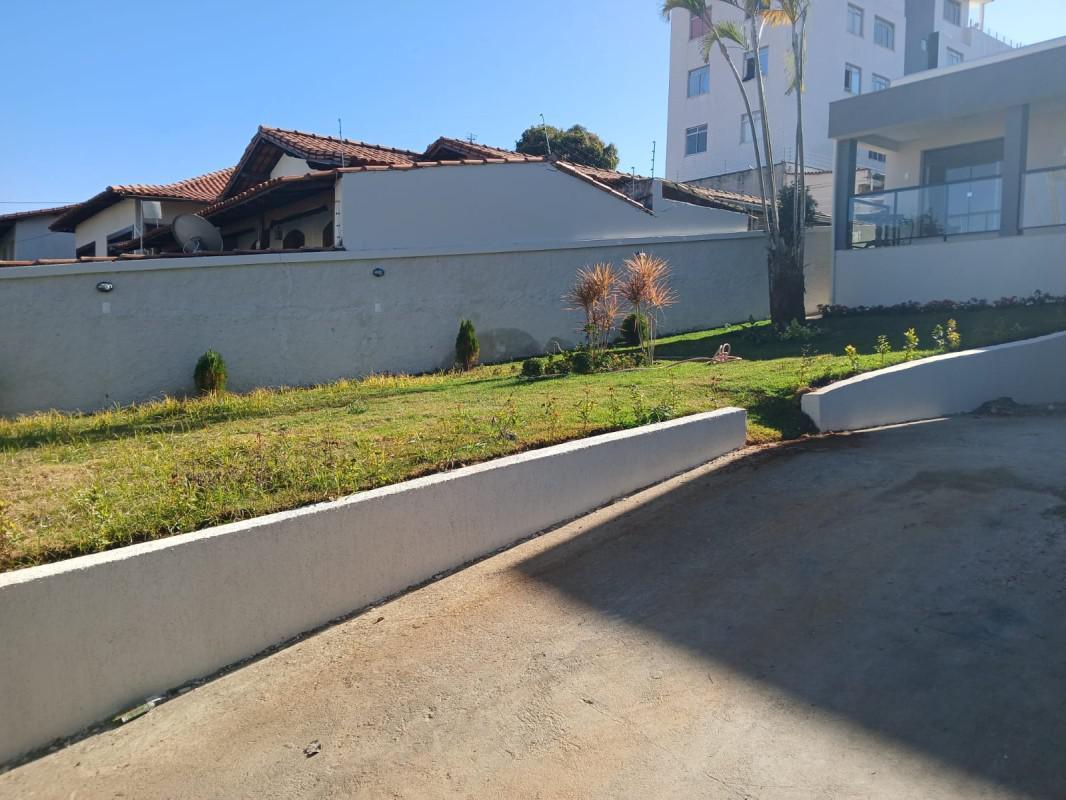 Casa, Itapoã, 3 Quartos, 4 Vagas, 1 Suíte