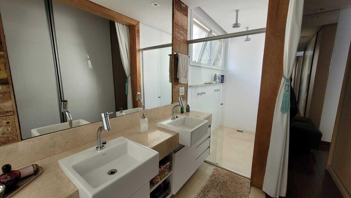 Apartamento, Santa Lúcia, 4 Quartos, 5 Vagas, 3 Suítes