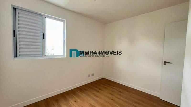 Apartamento, Sagrada Família, 3 Quartos, 2 Vagas, 1 Suíte