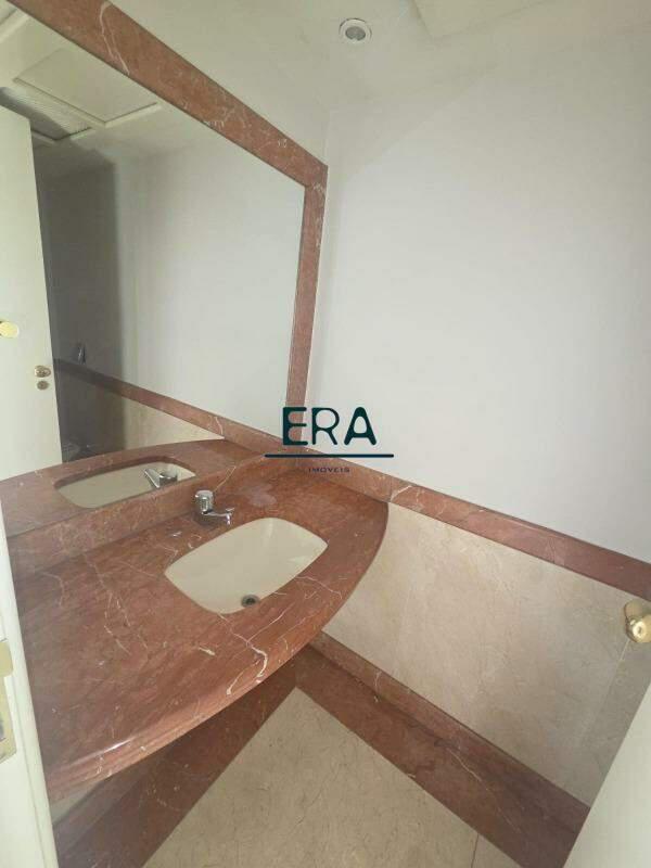 Apartamento, Funcionários, 5 Quartos, 4 Vagas, 4 Suítes