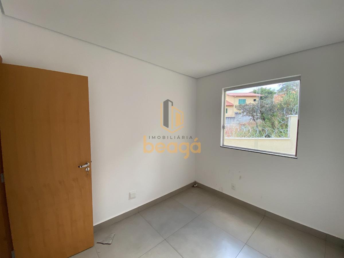 Casa, Parque Xangri-lá, 3 Quartos, 2 Vagas, 1 Suíte