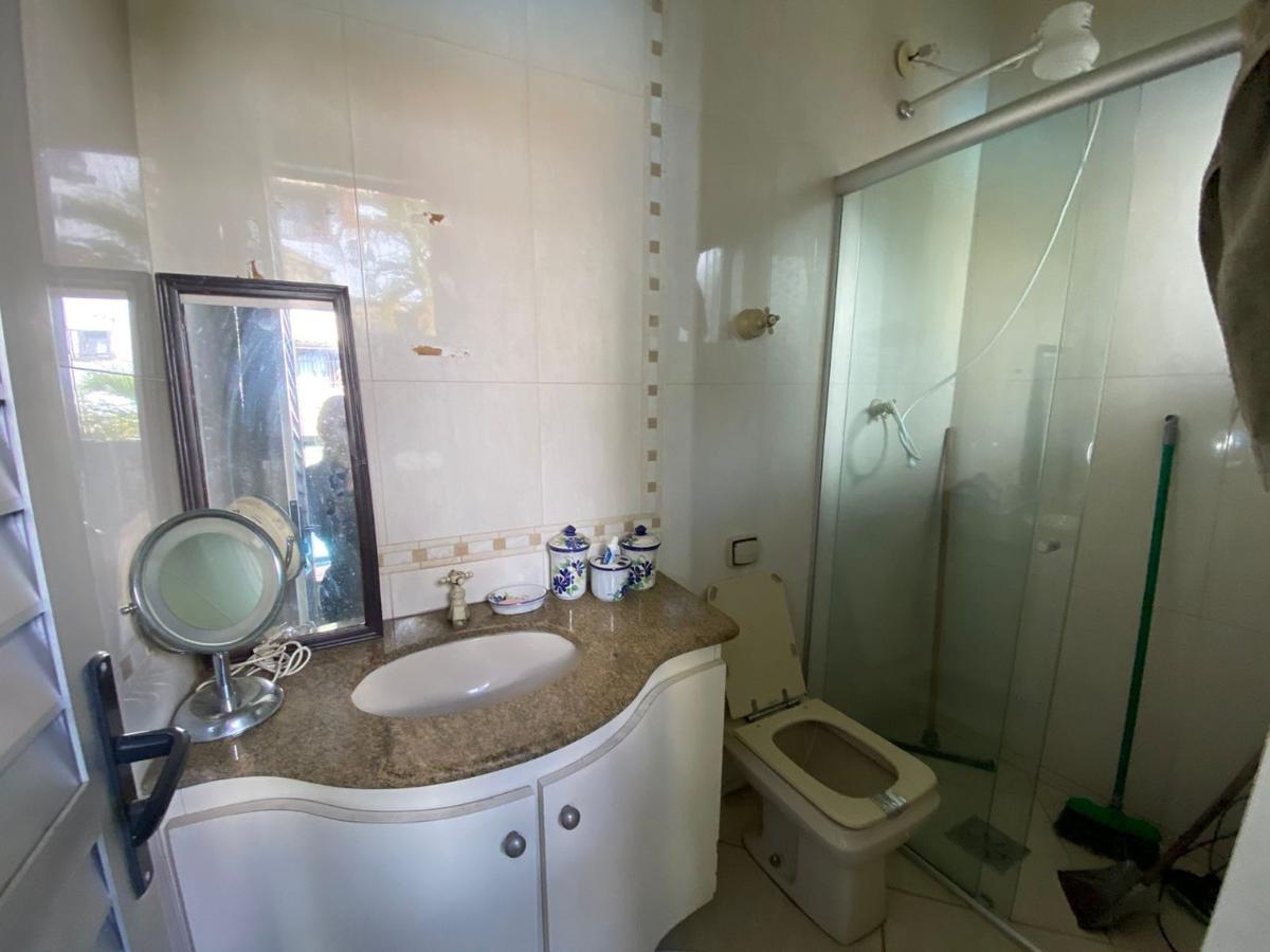 Casa, João Pinheiro, 4 Quartos, 2 Vagas, 1 Suíte