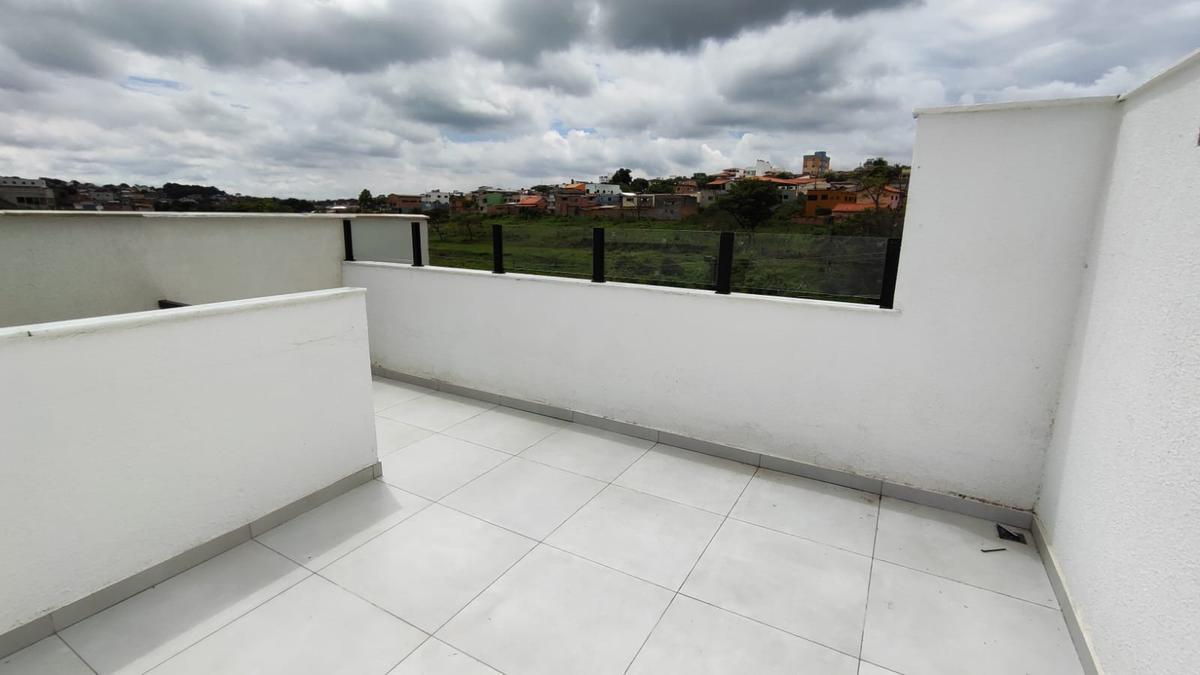 Casa, Vale das Orquídeas, 3 Quartos, 2 Vagas, 1 Suíte