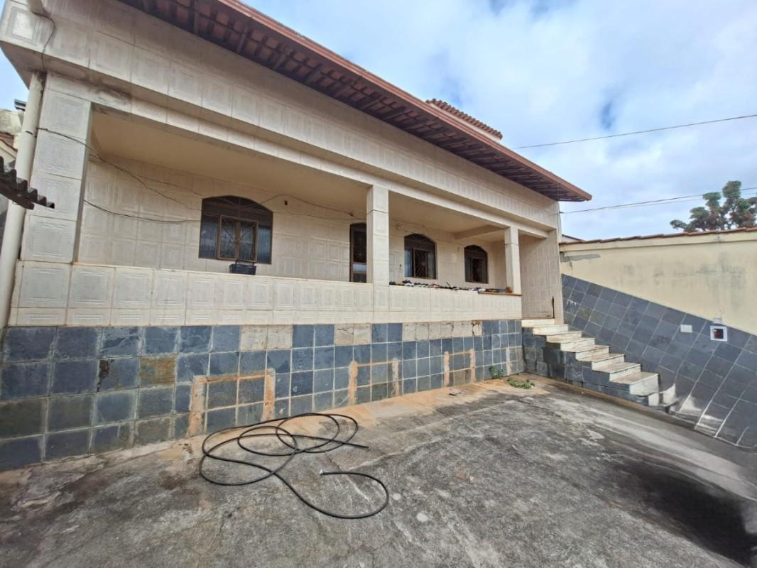 Casa, Jardim Guanabara, 3 Quartos, 6 Vagas