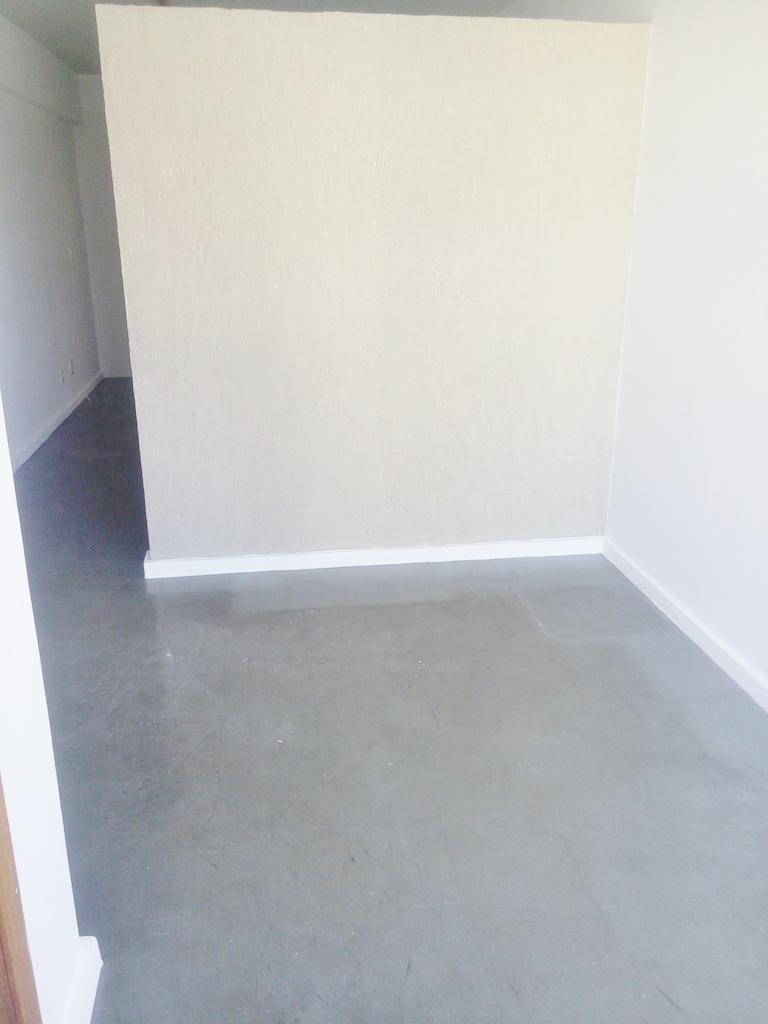 Sala, Barro Preto, 0 Quarto, 0 Vaga