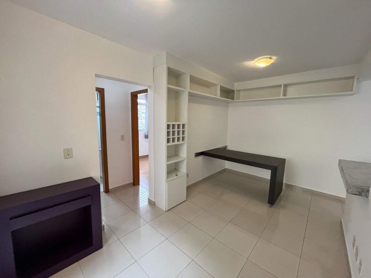 Apartamento, Estoril, 2 Quartos, 1 Vaga