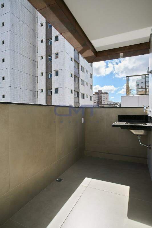 Cobertura, Funcionários, 3 Quartos, 4 Vagas, 2 Suítes