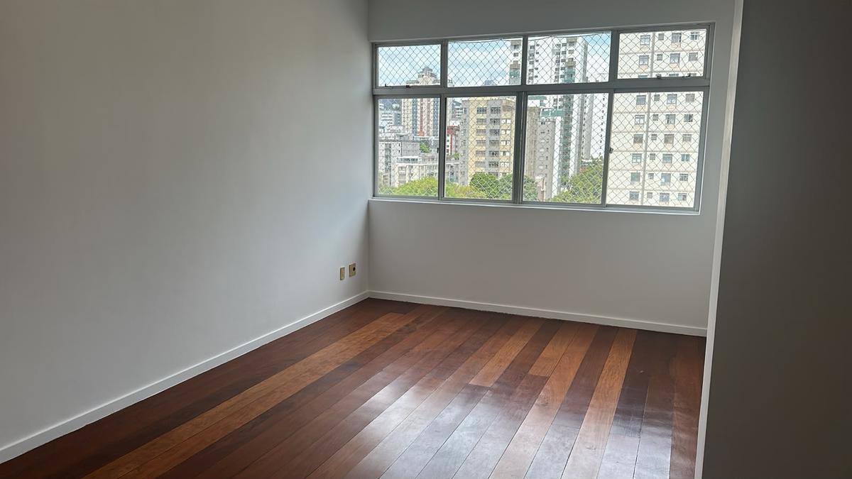 Apartamento, Funcionários, 2 Quartos, 1 Vaga