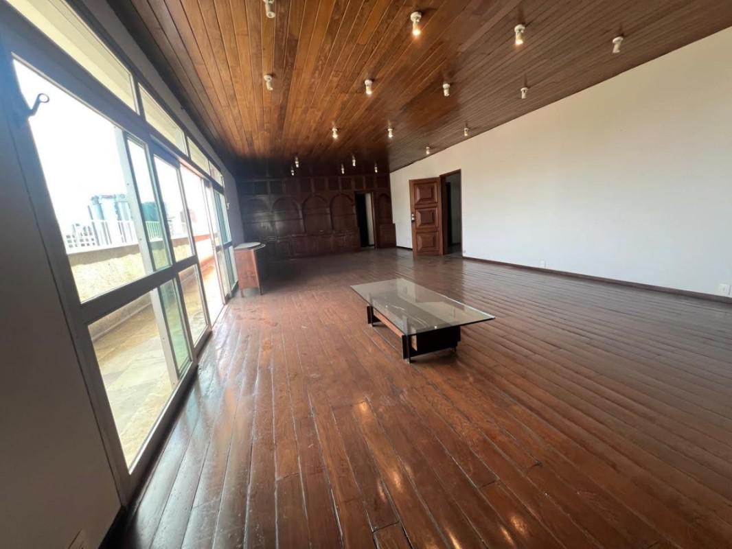 Apartamento, Funcionários, 4 Quartos, 4 Vagas, 1 Suíte