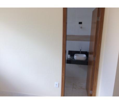 Casa, Nacional, 2 Quartos, 2 Vagas, 1 Suíte