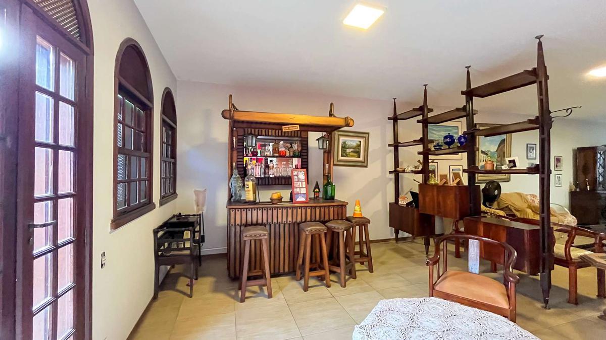 Casa, Serra, 7 Quartos, 8 Vagas, 2 Suítes