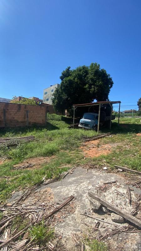 Lote, Pedra Azul, 0 Quarto, 30 Vagas