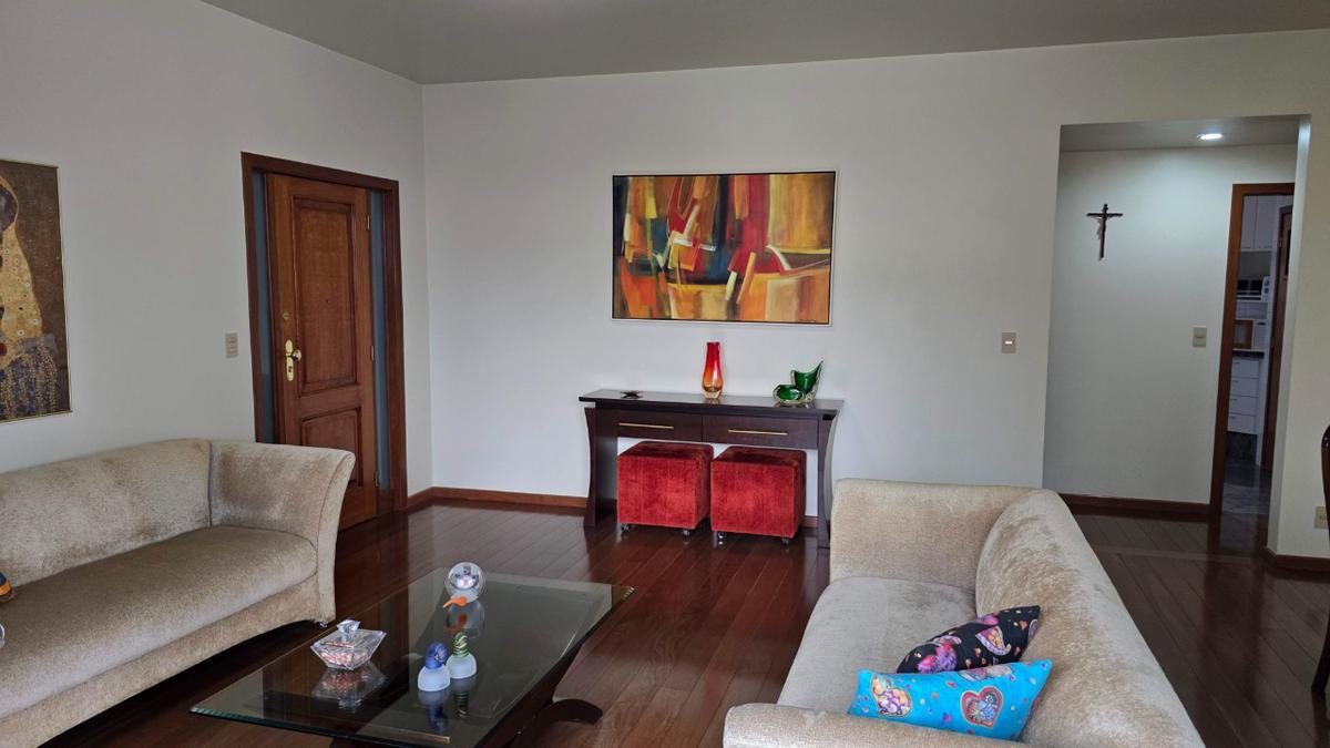 Apartamento, Funcionários, 4 Quartos, 4 Vagas, 2 Suítes