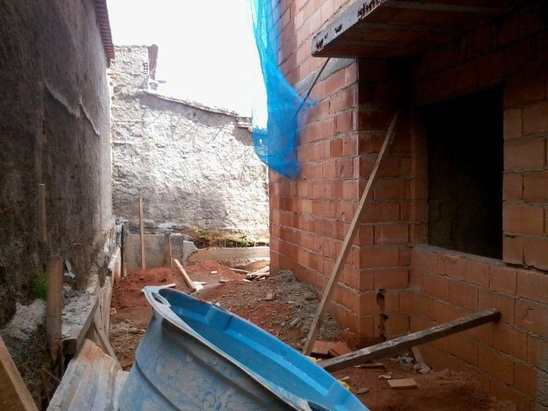 Apartamento, Jardim Leblon, 2 Quartos, 1 Vaga, 0 Suíte