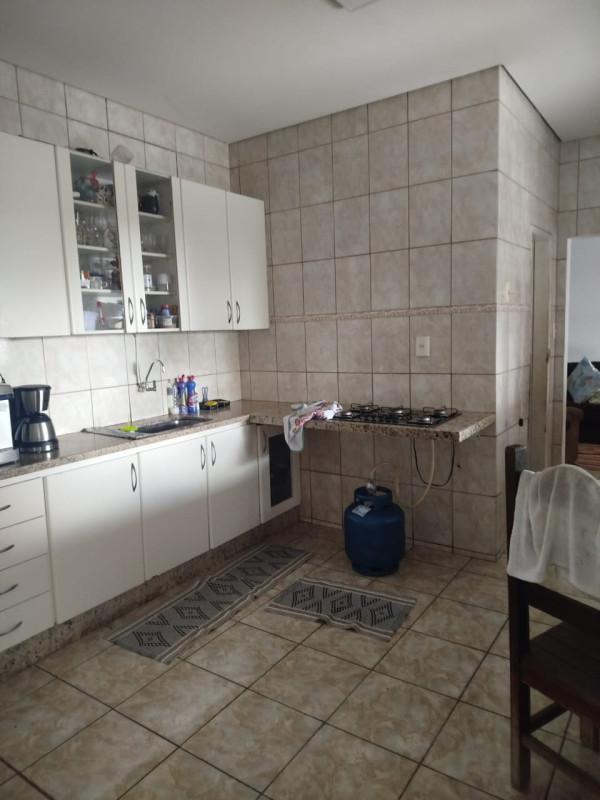 Casa, Bandeirantes, 4 Quartos, 10 Vagas, 2 Suítes