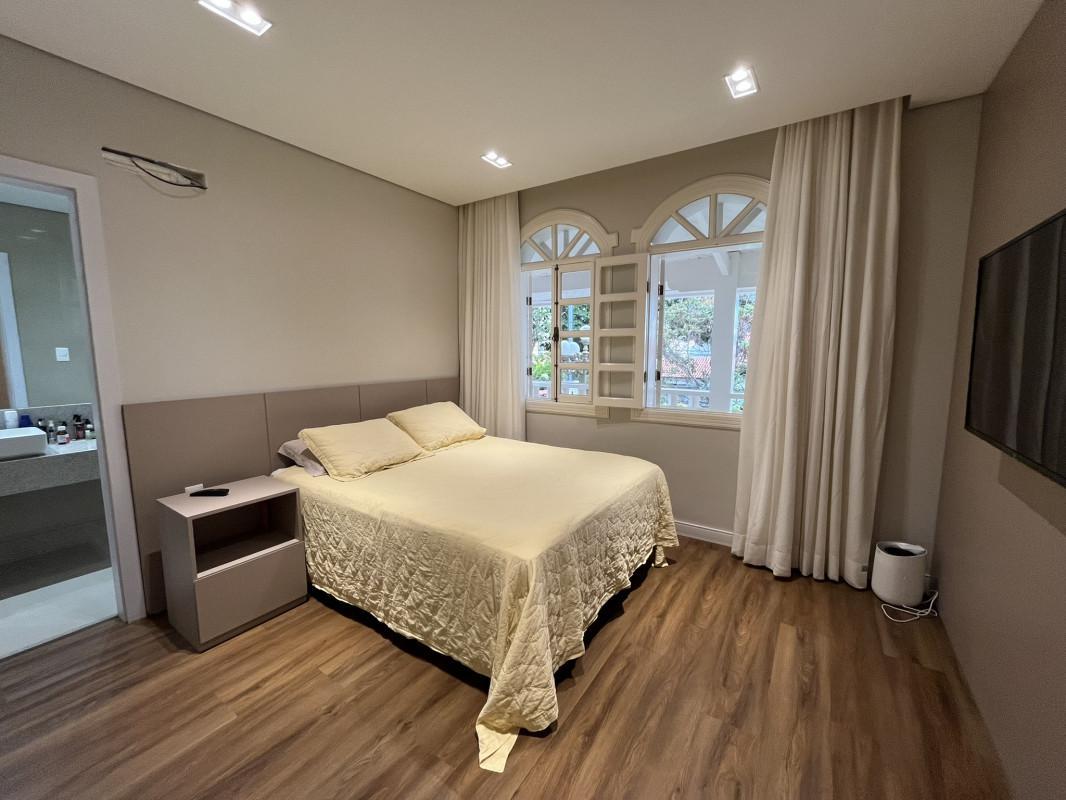 Casa, Guarujá, 3 Quartos, 4 Vagas, 1 Suíte
