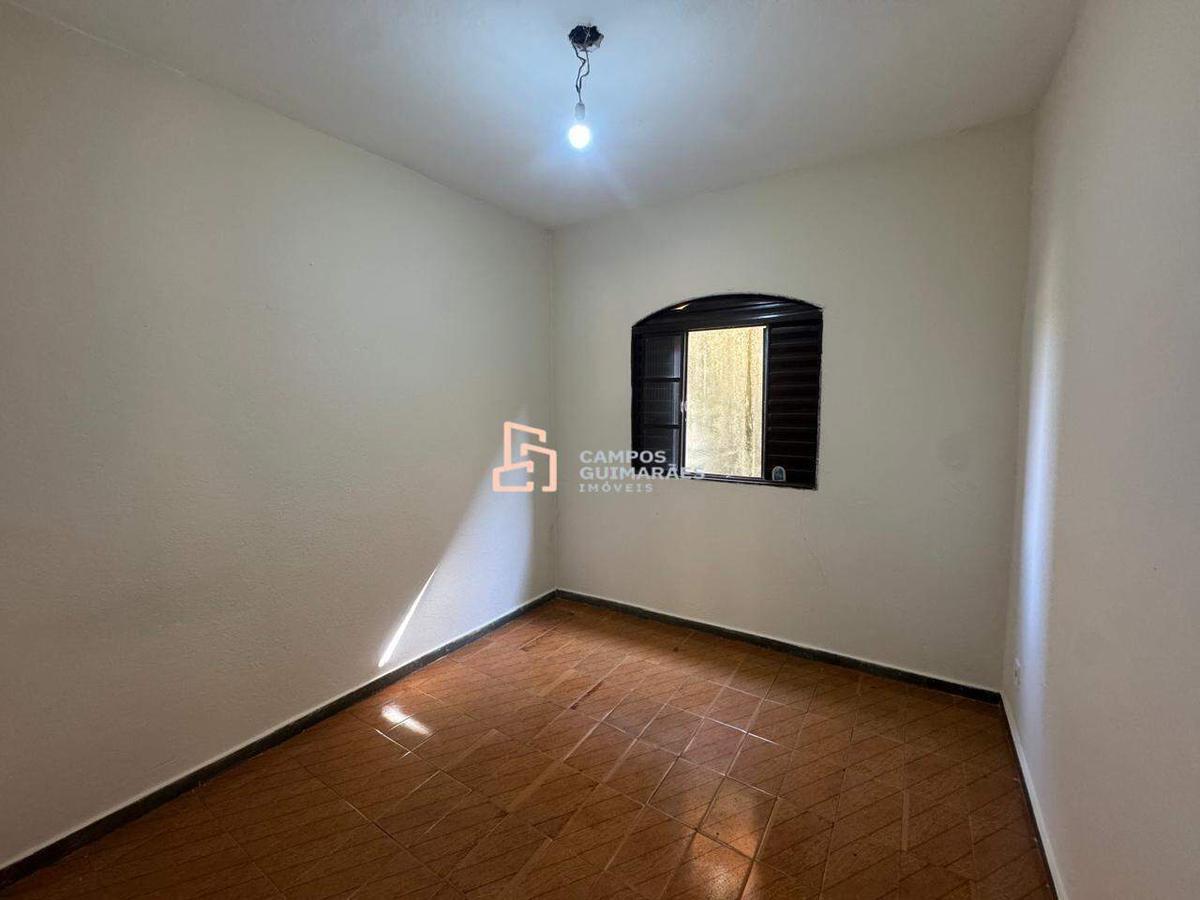 Casa, Novo Santa Cecília (barreiro), 3 Quartos