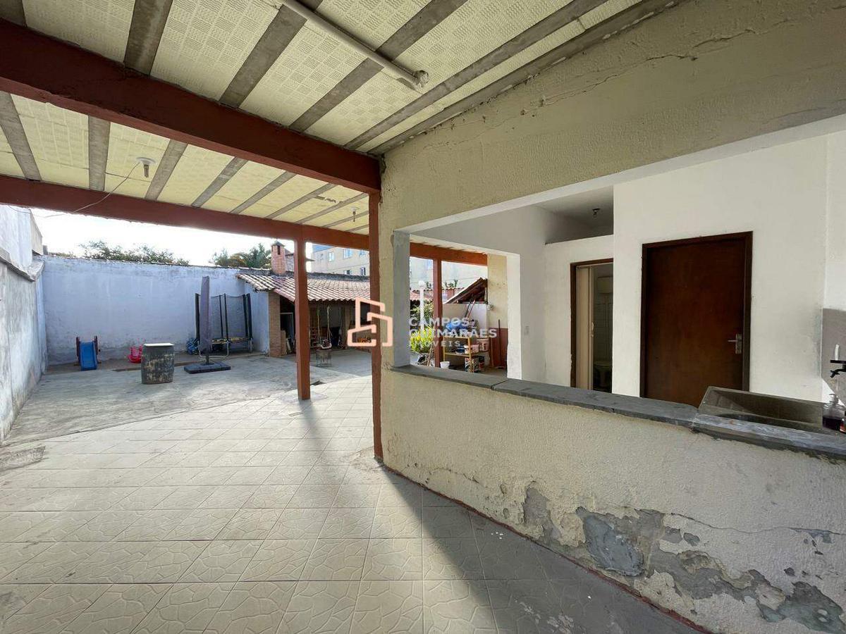 Casa, Arvoredo, 3 Quartos, 3 Vagas, 1 Suíte