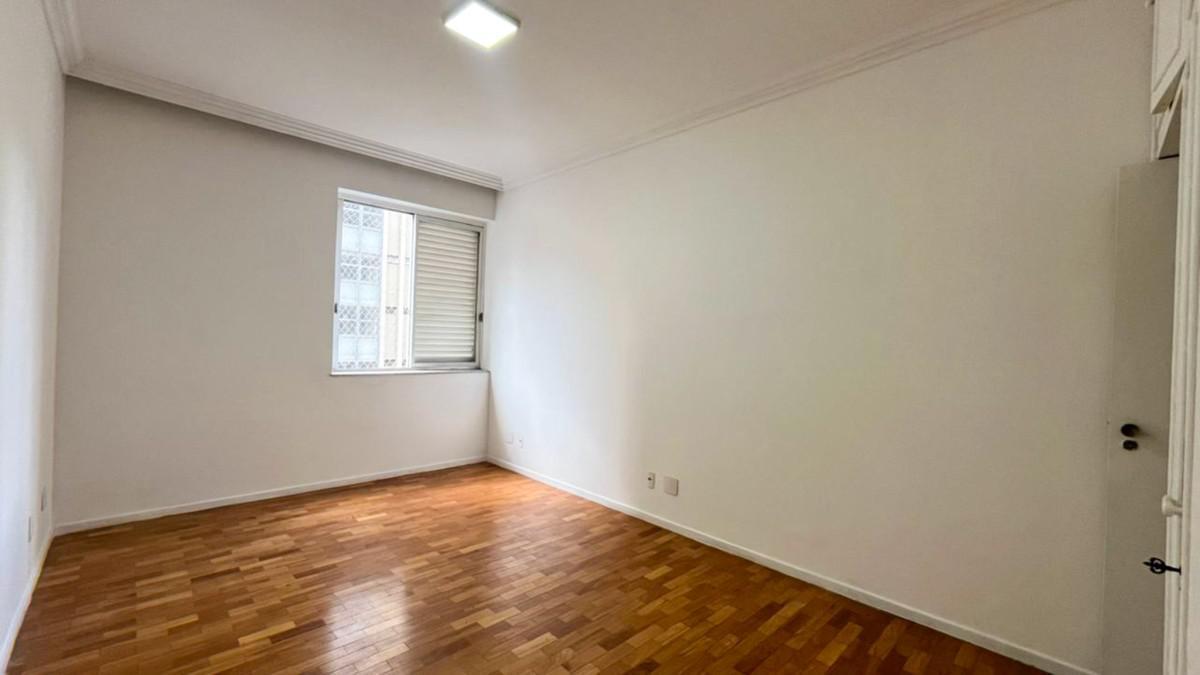 Apartamento, Centro, 4 Quartos, 2 Vagas, 1 Suíte