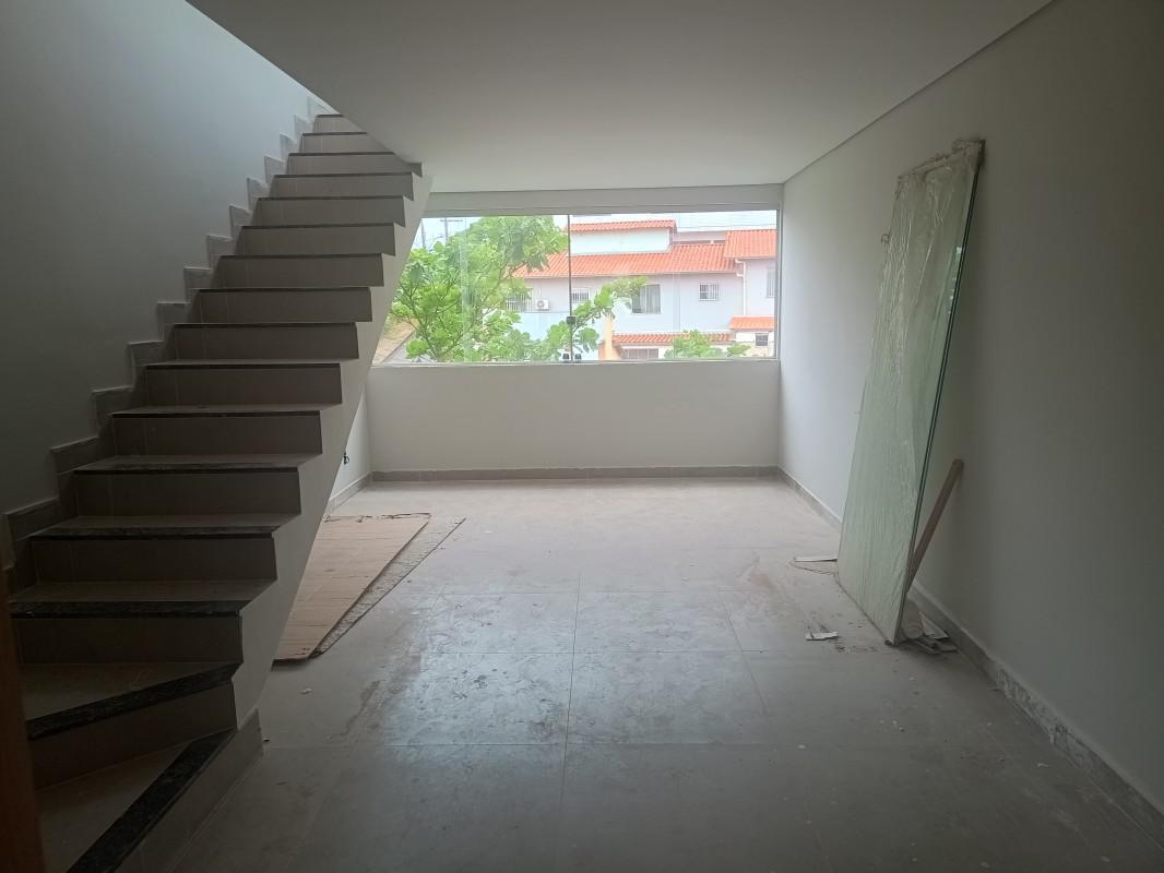 Cobertura, Fernão Dias, 3 Quartos, 2 Vagas, 1 Suíte