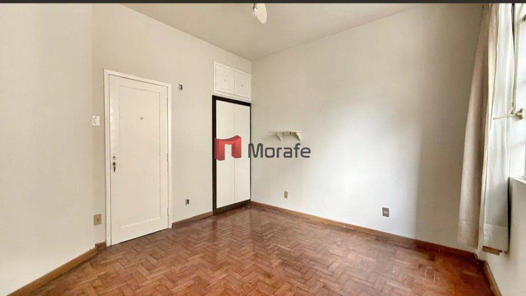 Apartamento, Centro, 2 Quartos, 0 Vaga