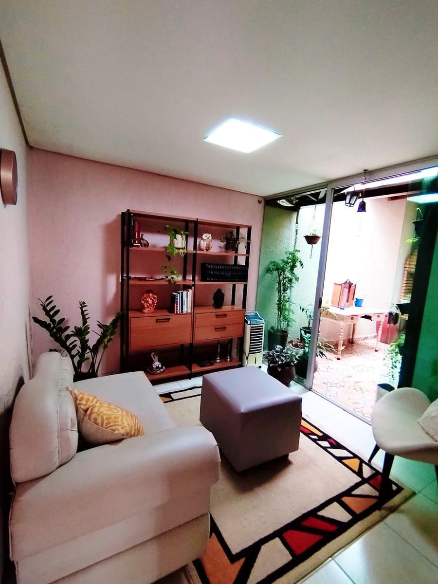 Casa, Cabral, 3 Quartos, 2 Vagas, 1 Suíte