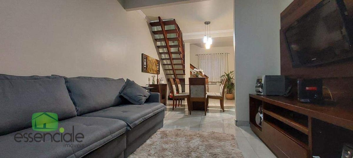 Casa, Santa Cruz Industrial, 3 Quartos, 2 Vagas