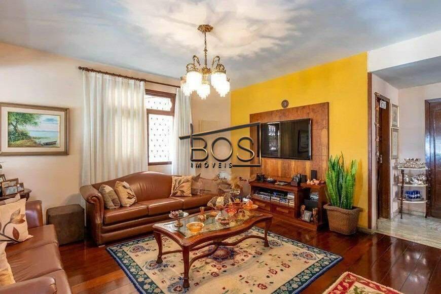 Casa, Mangabeiras, 5 Quartos, 0 Vaga, 1 Suíte