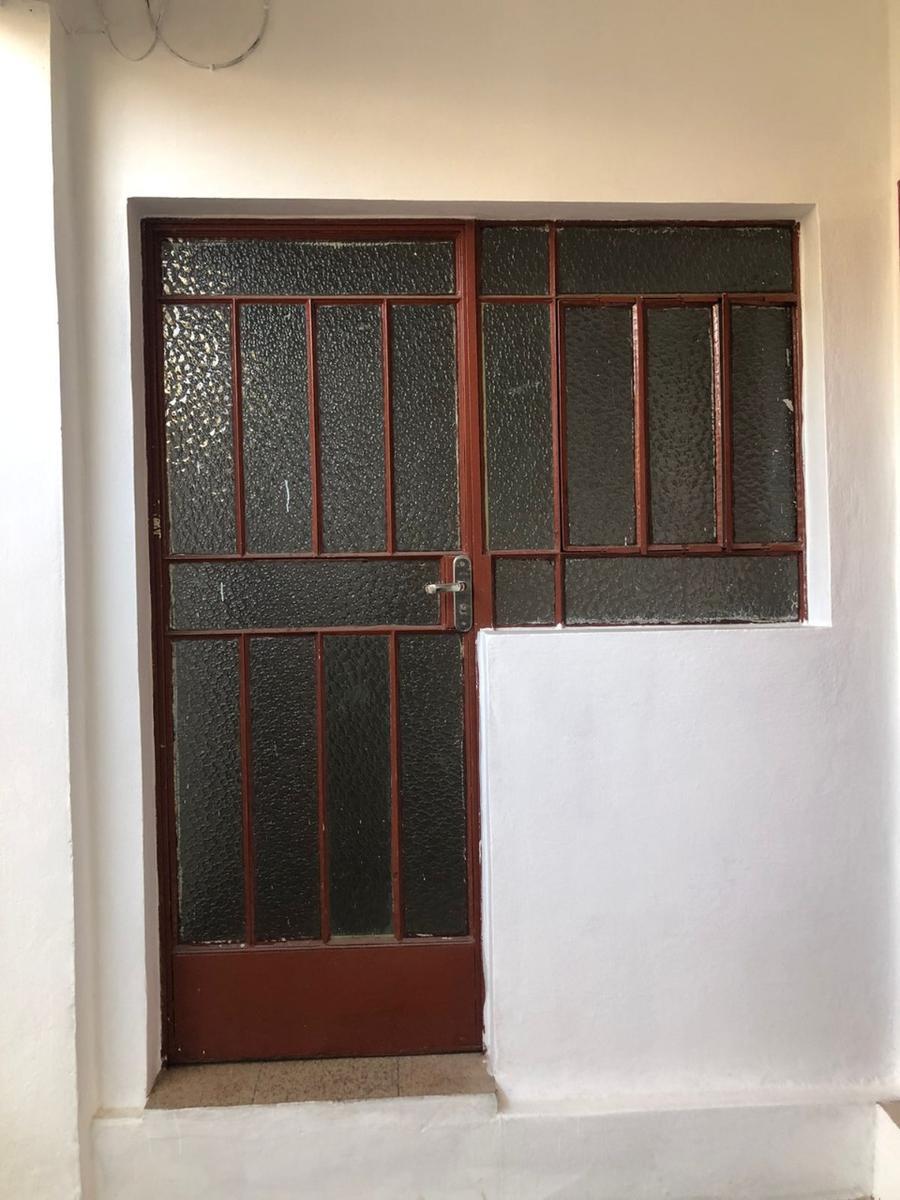 Casa, Jardim Montanhês, 1 Quarto, 0 Vaga