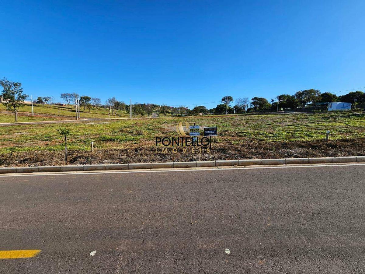 Lote, Centro, 0 Quarto, 0 Vaga