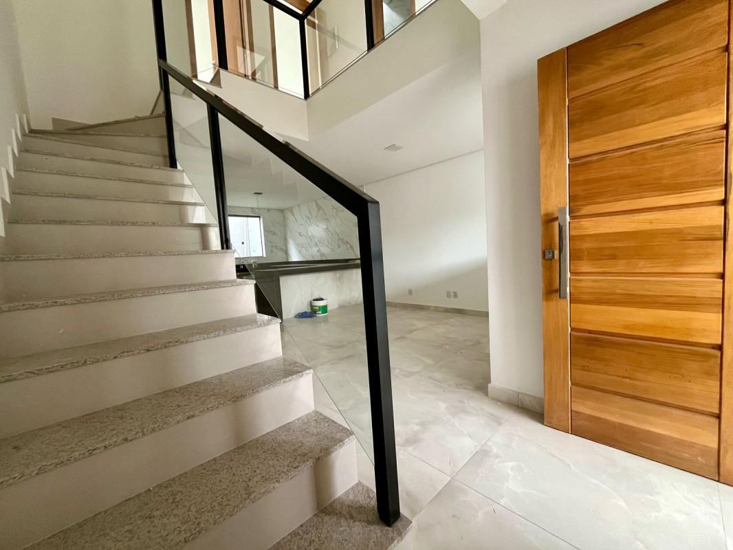 Casa, Cândida Ferreira, 3 Quartos, 2 Vagas, 1 Suíte