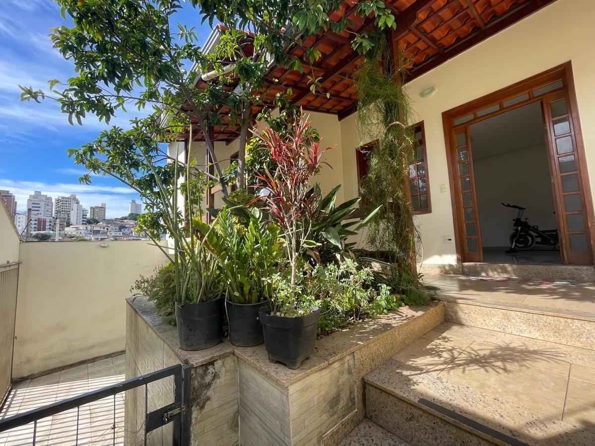 Casa, Renascença, 3 Quartos, 3 Vagas, 1 Suíte