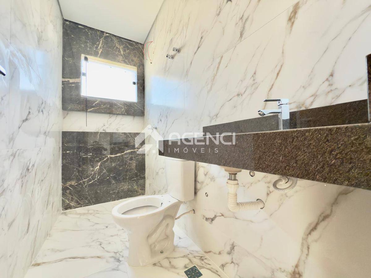 Casa, Cabral, 3 Quartos, 0 Vaga, 1 Suíte