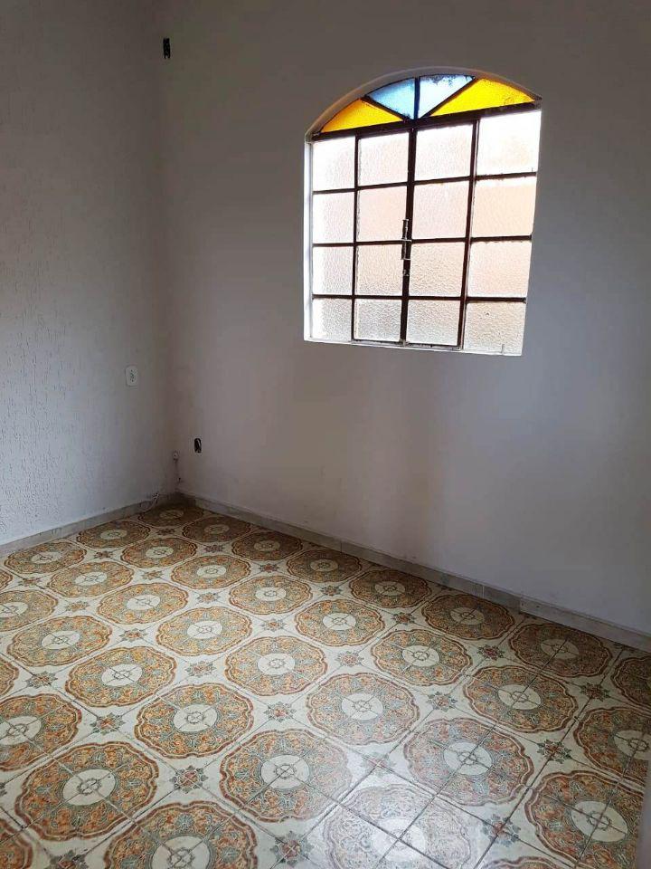 Casa, São Francisco, 3 Quartos, 2 Vagas, 1 Suíte